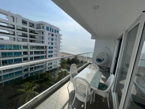 Hermoso apartamento con vista al mar y salida directa a la playa
